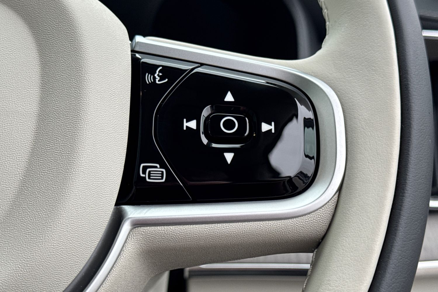 Used Volvo XC90 2025 for sale - 76079089: Photo 12