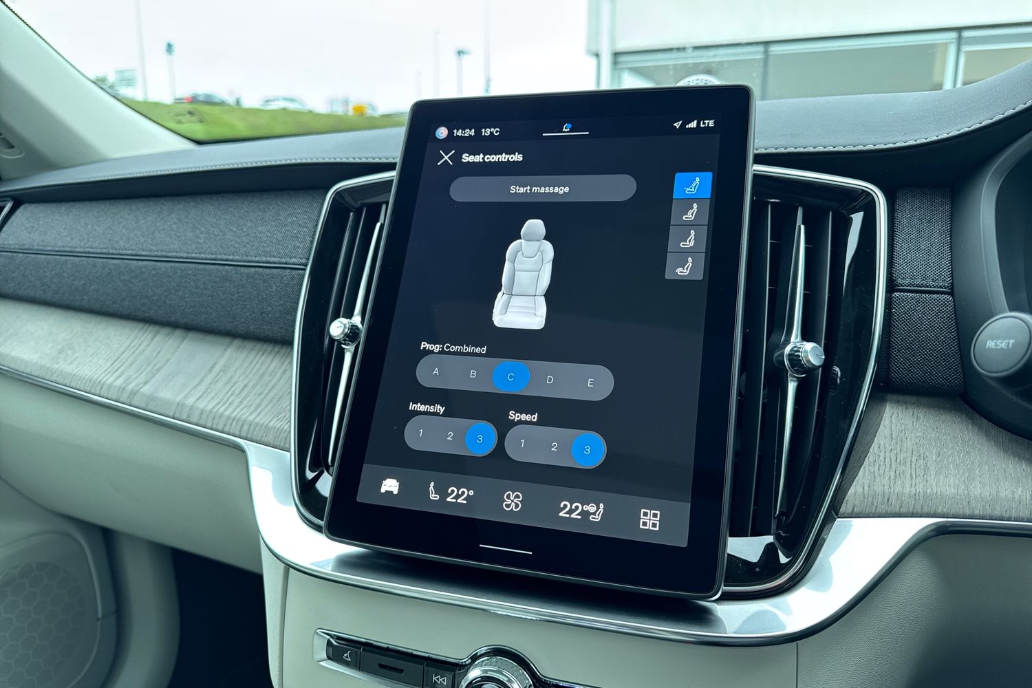 Used Volvo XC90 2025 for sale - 76079089: Photo 25