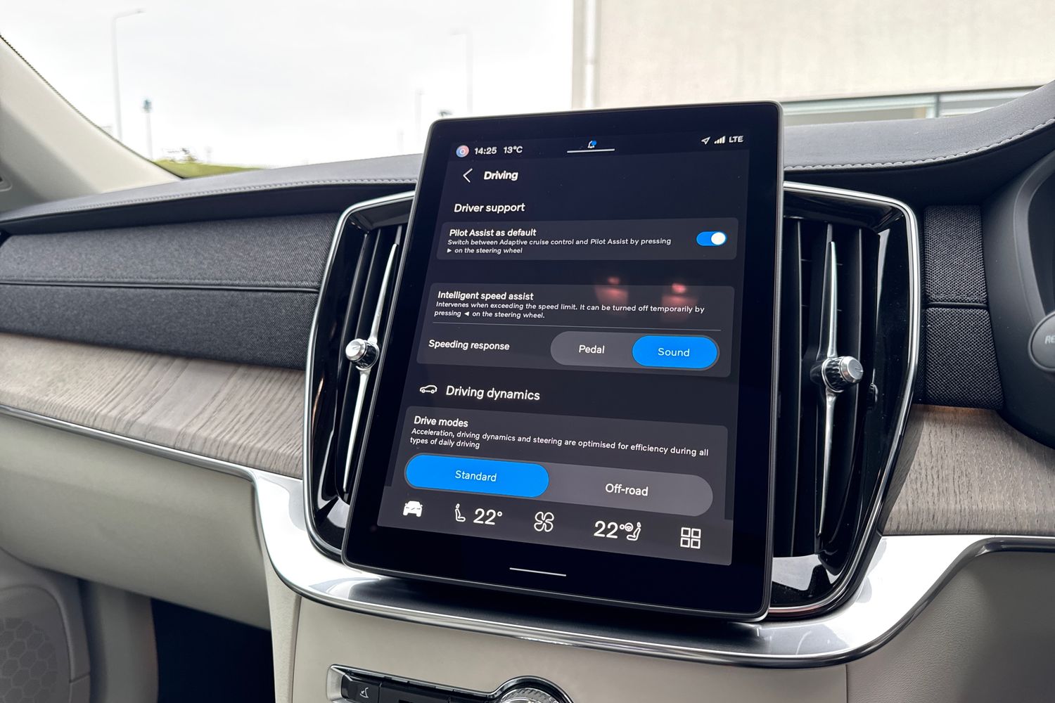 Used Volvo XC90 2025 for sale - 76079089: Photo 31