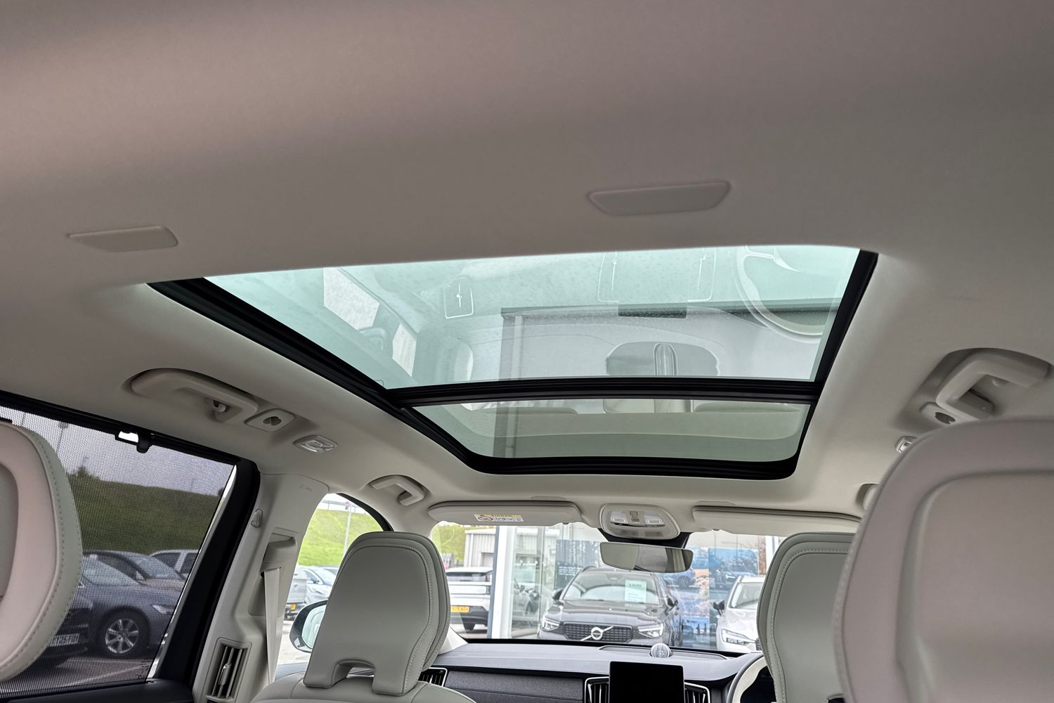 Used Volvo XC90 2025 for sale - 76079089: Photo 35