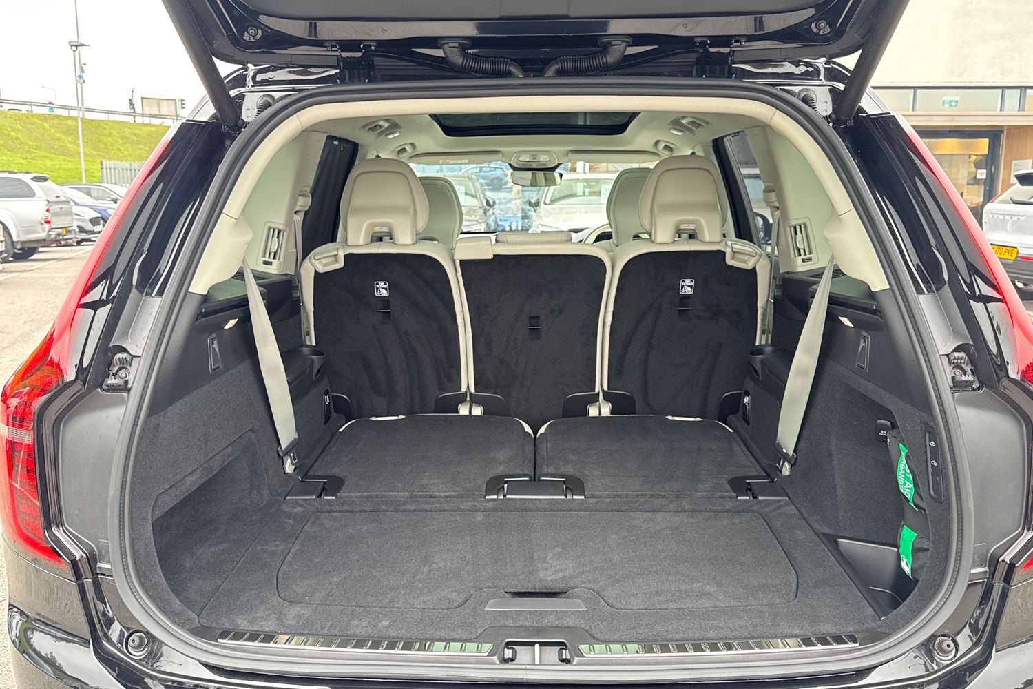 Used Volvo XC90 2025 for sale - 76079089: Photo 8