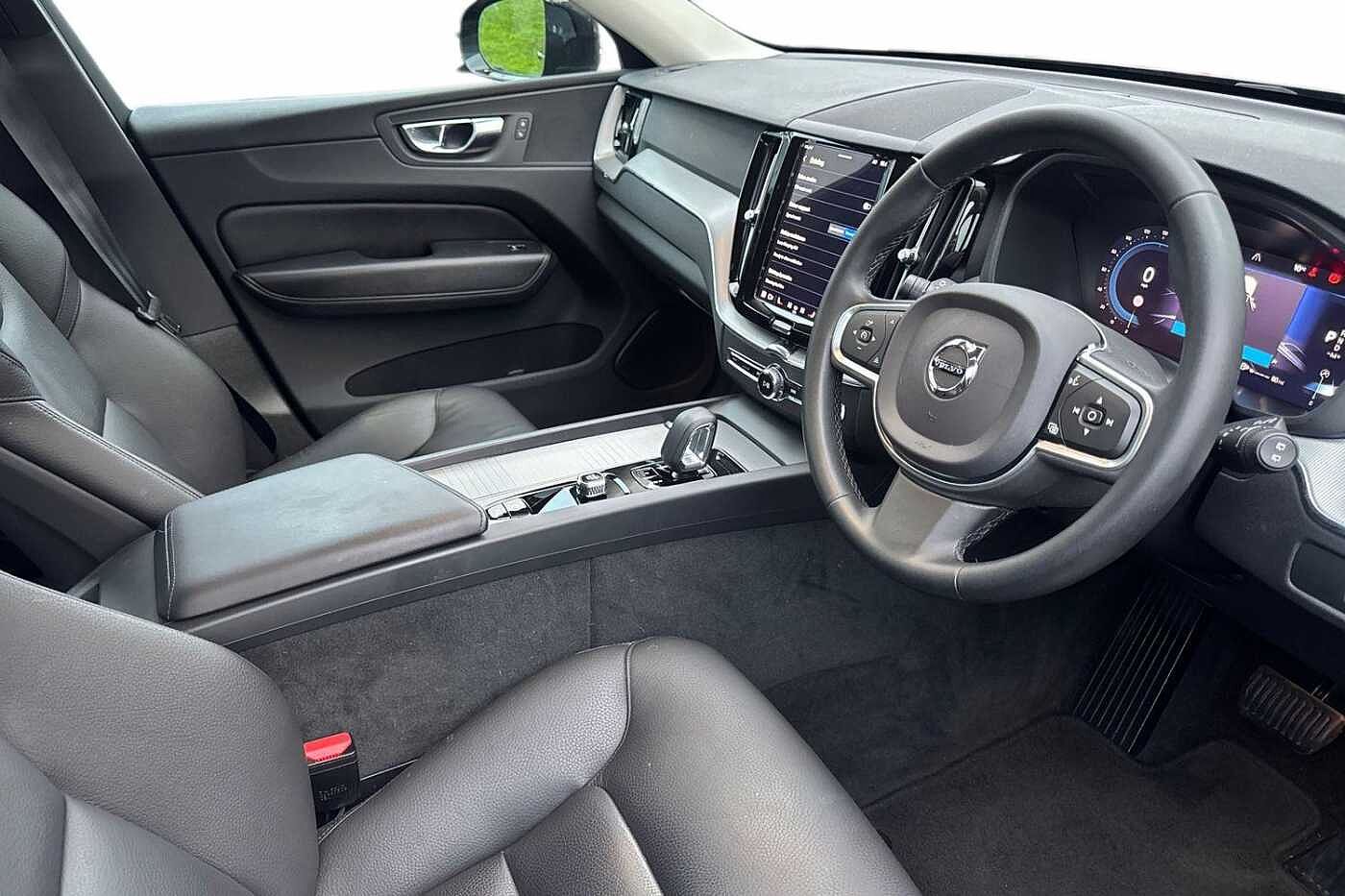 Used Volvo XC60 2022 for sale - 76796369: Photo 10