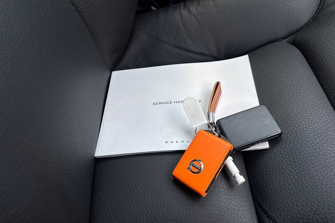 Used Volvo XC60 2022 for sale - 76796369: Photo 34