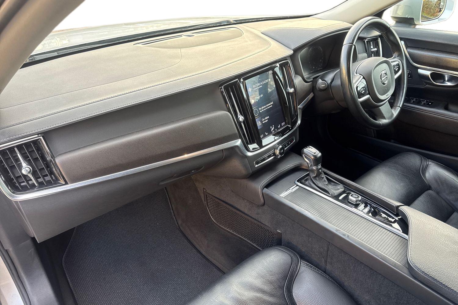 Used Volvo V90 2019 for sale - 76664379: Photo 2