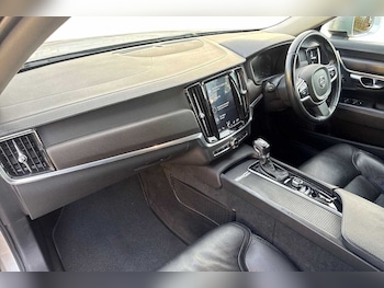 Used Volvo V90 2019 for sale - 76664379: Photo