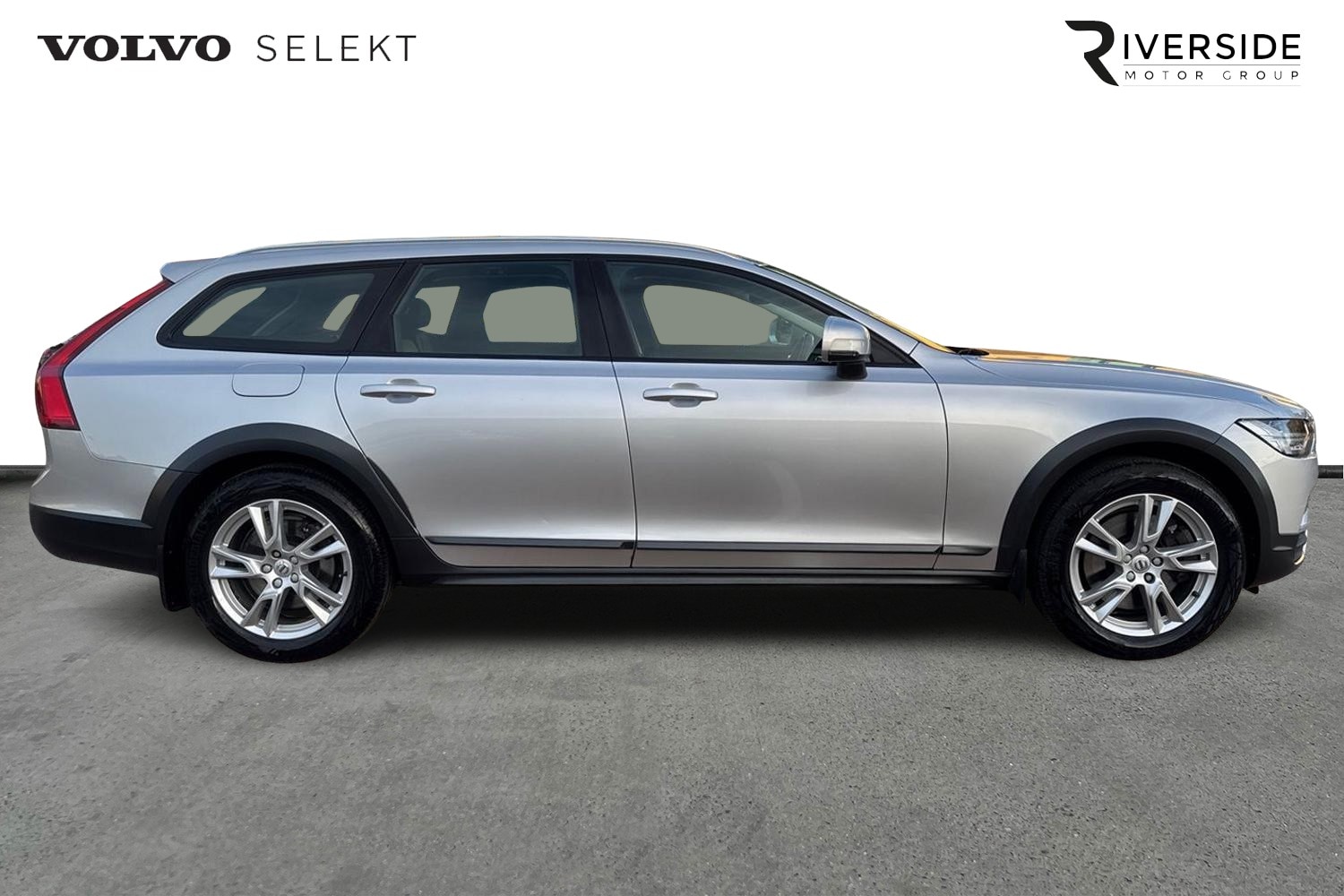 Used Volvo V90 2019 for sale - 76664379: Photo 4
