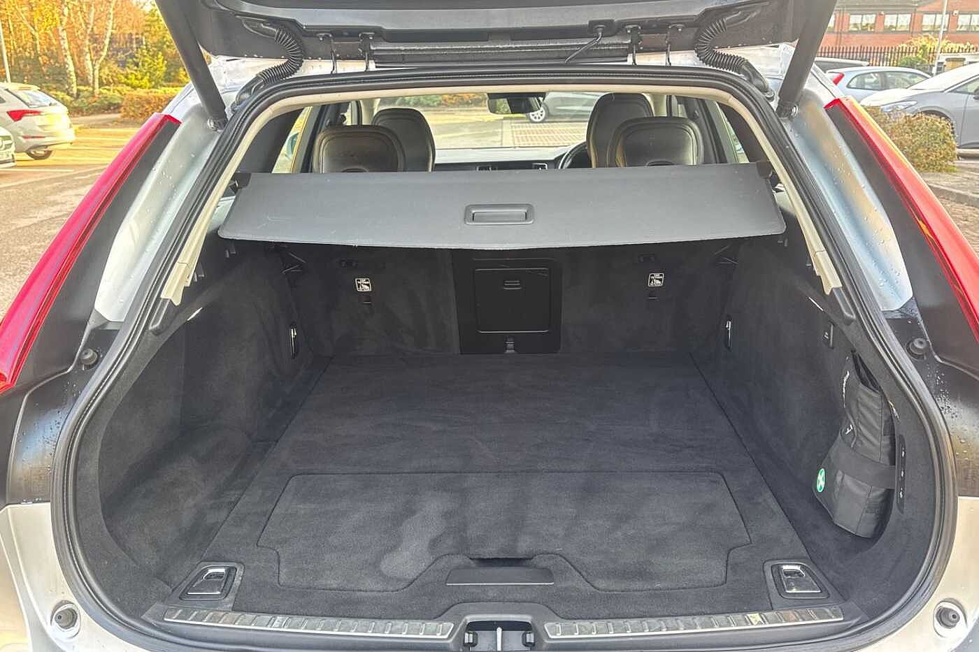 Used Volvo V90 2019 for sale - 76664379: Photo 9