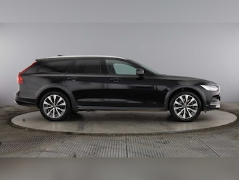 Used Volvo V90 2022 for sale - 78533259: Photo