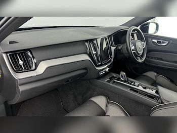 Used Volvo XC60 2022 for sale - 79217173: Photo
