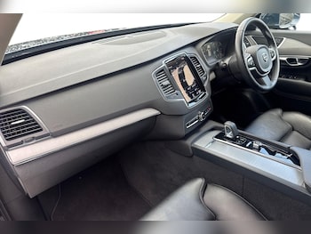 Used Volvo XC90 2022 for sale - 75467992: Photo