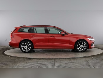 Used Volvo V60 2021 for sale - 77934336: Photo
