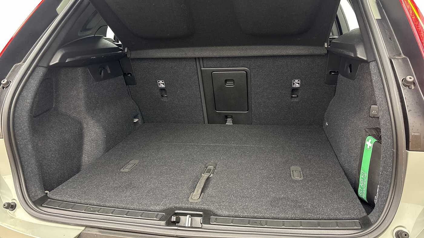 Used Volvo XC40 2022 for sale - 78055253: Photo 5