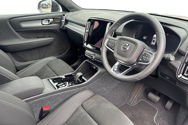 Used Volvo XC40 2024 for sale - 75467981: Photo 10