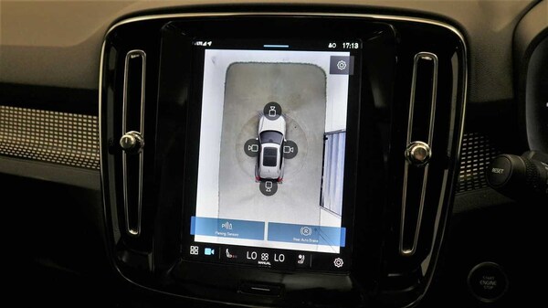 Used Volvo XC40 2024 for sale - 75467981: Photo 42