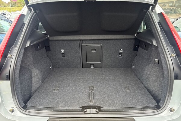 Used Volvo XC40 2024 for sale - 75467981: Photo 8