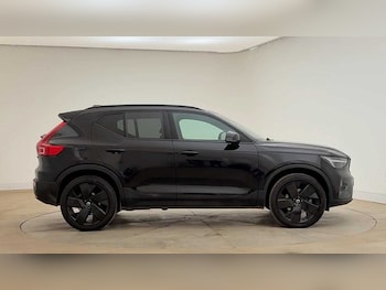 Used Volvo XC40 2025 for sale - 78456492: Photo