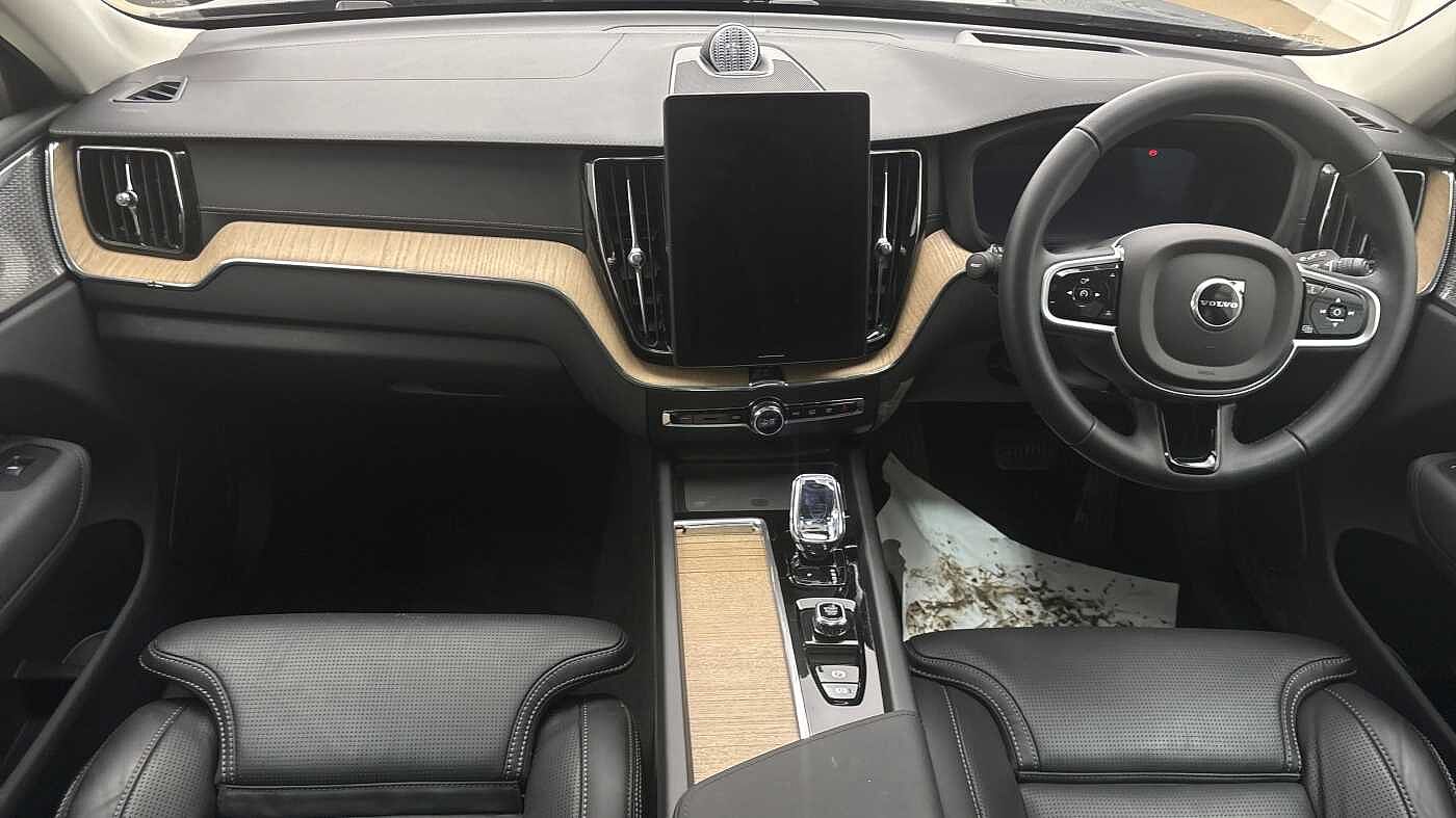 Used Volvo XC60 2025 for sale - 77380979: Photo 10