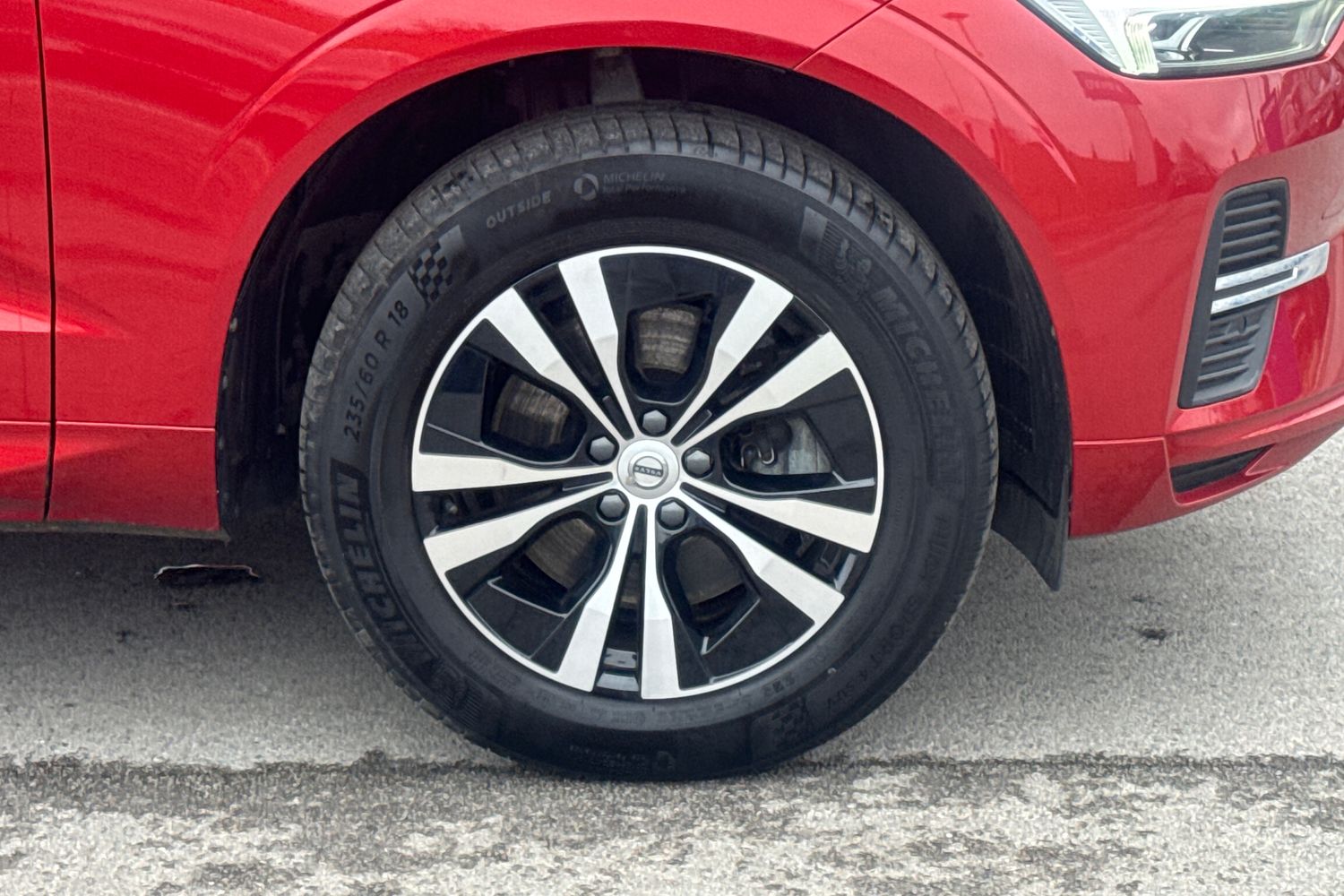 Used Volvo XC60 2024 for sale - 77339486: Photo 5