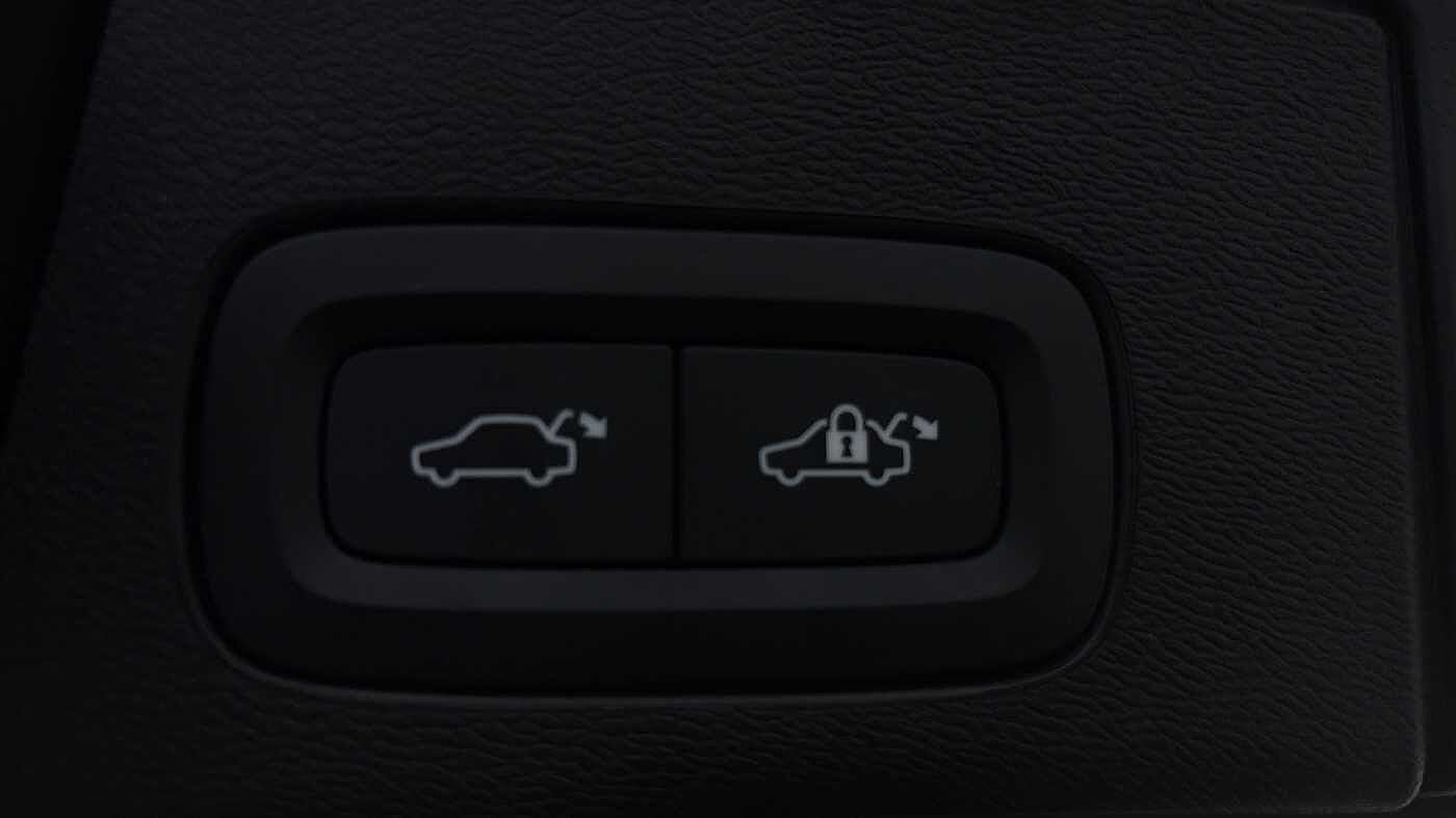 Used Volvo XC60 2025 for sale - 77848004: Photo 19