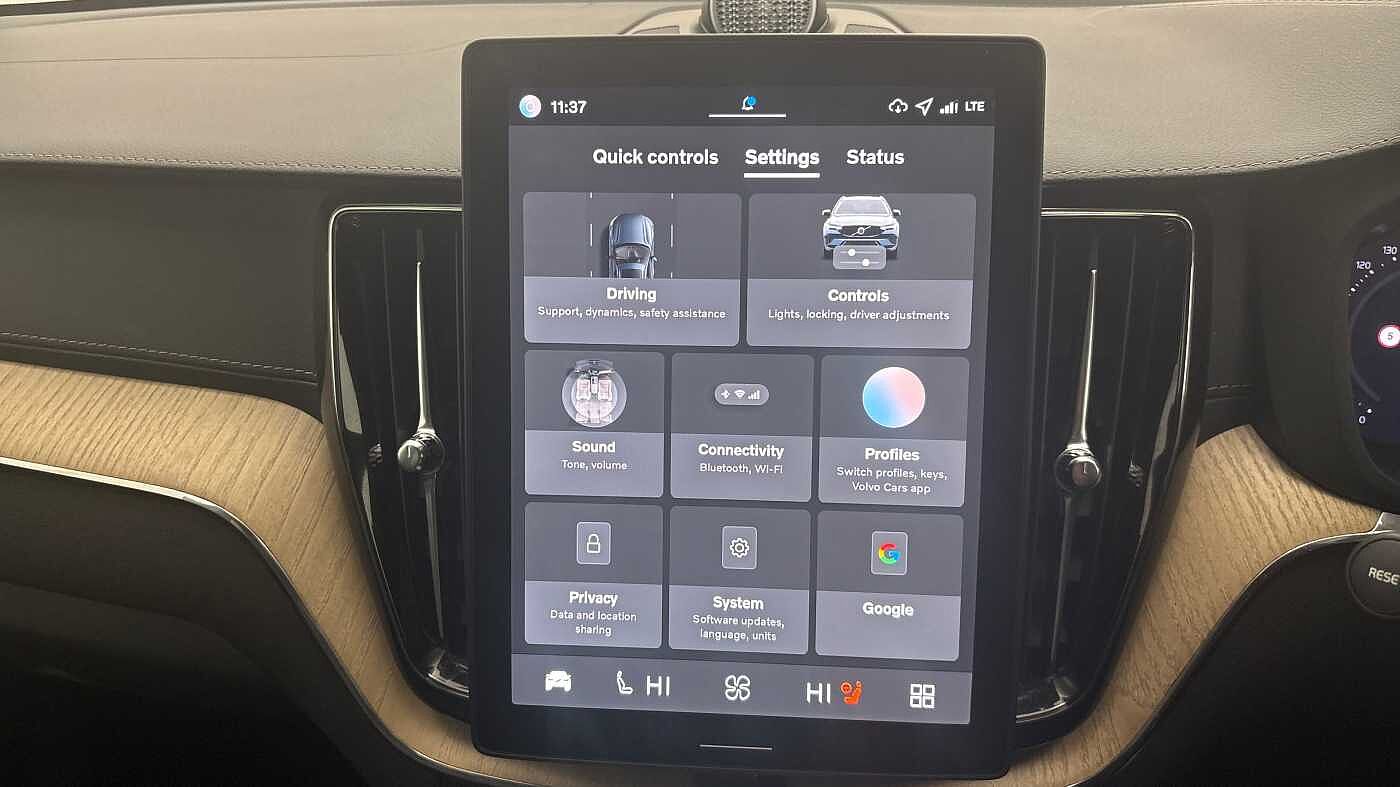 Used Volvo XC60 2025 for sale - 77848004: Photo 35