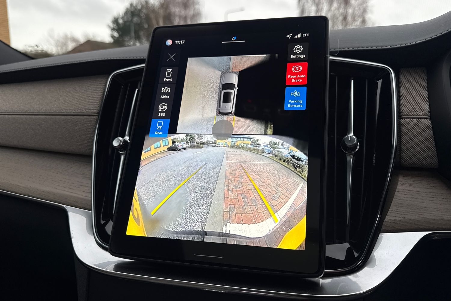 Used Volvo XC90 2025 for sale - 76738103: Photo 16