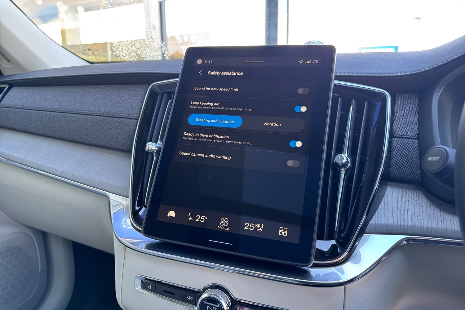 Used Volvo XC90 2025 for sale - 76630167: Photo 27