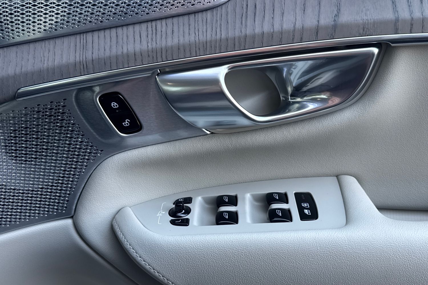 Used Volvo XC90 2025 for sale - 76630167: Photo 37