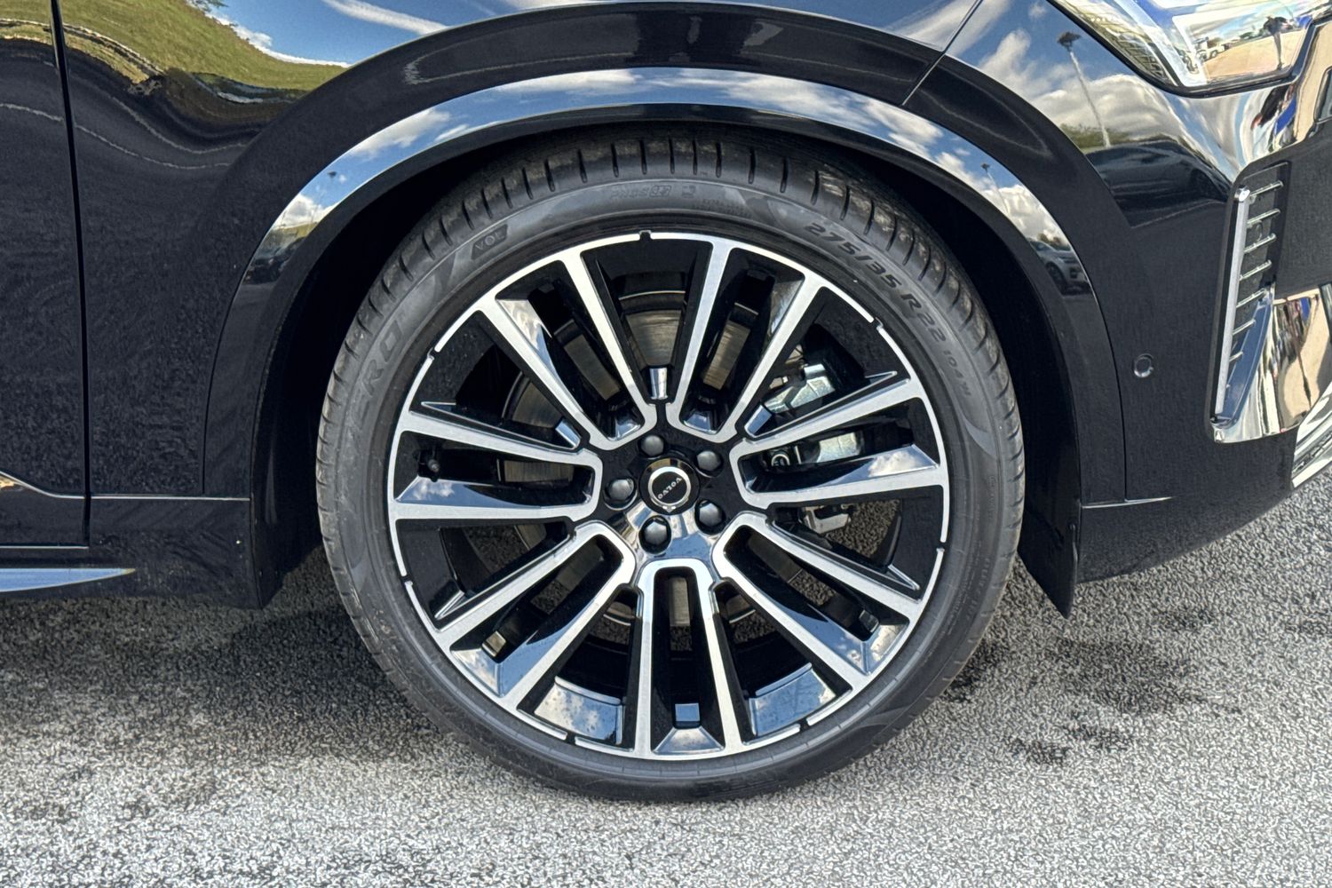 Used Volvo XC90 2025 for sale - 76630167: Photo 5