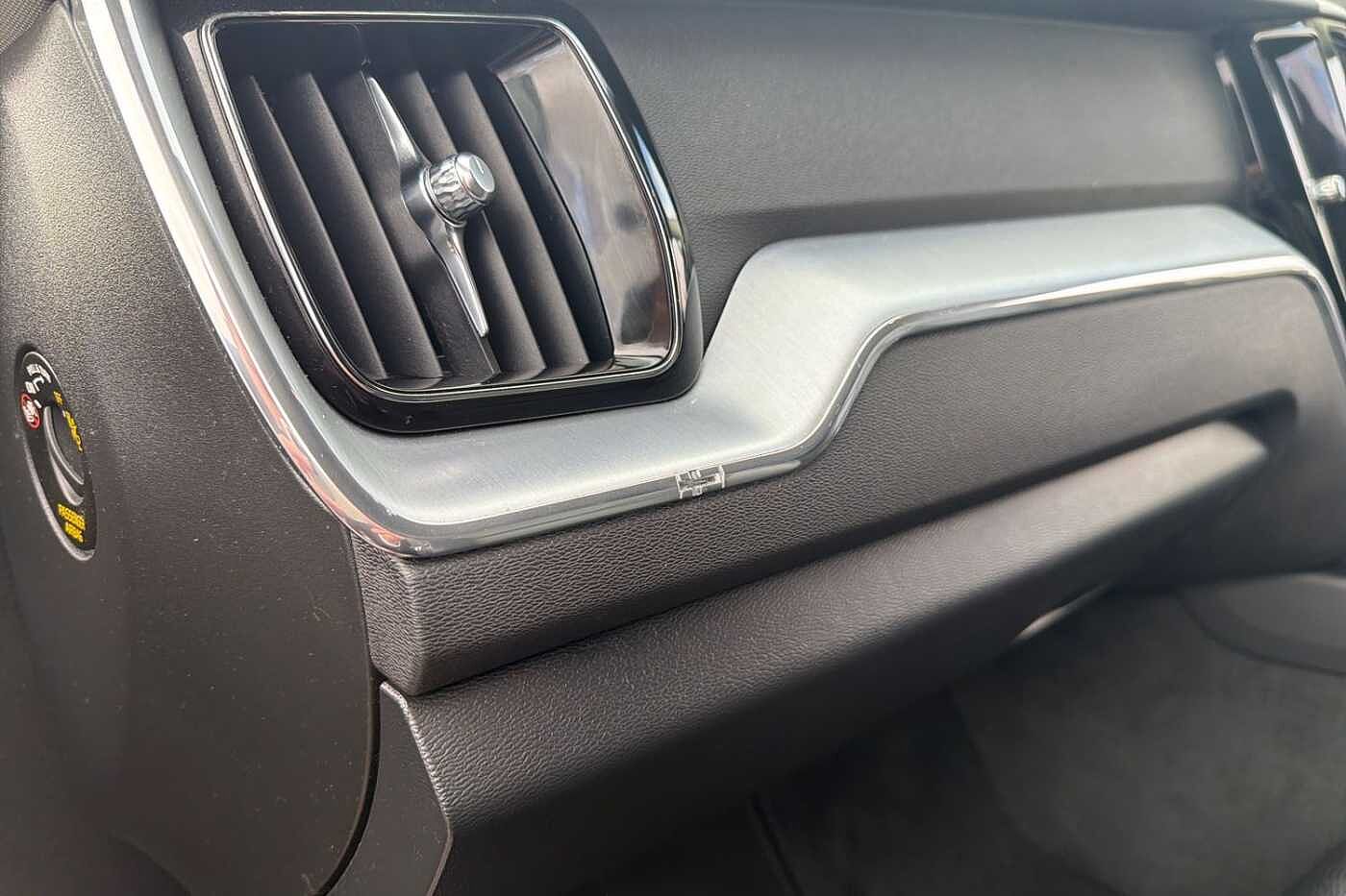 Used Volvo XC60 2018 for sale - 78027940: Photo 35