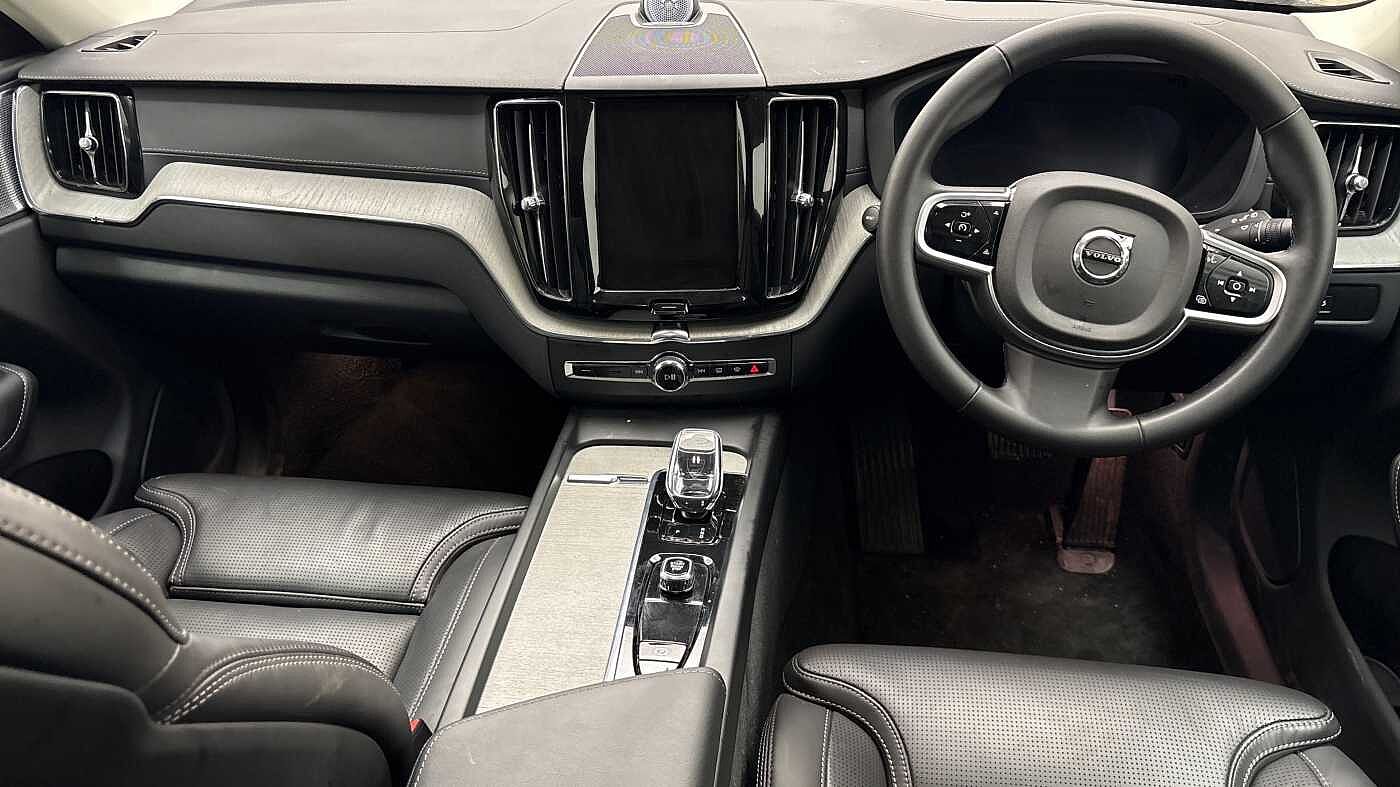 Used Volvo XC60 2025 for sale - 77848054: Photo 8