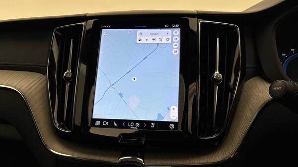 Used Volvo XC60 2022 for sale - 75595712: Photo 35