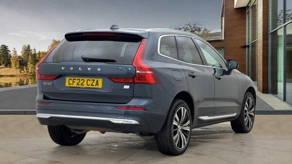 Used Volvo XC60 2022 for sale - 75595712: Photo 3