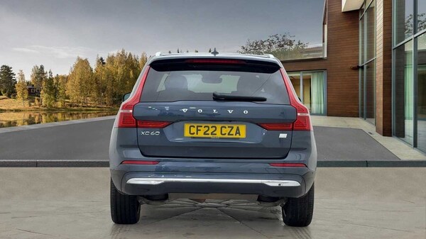 Used Volvo XC60 2022 for sale - 75595712: Photo 4