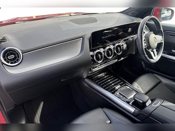 Used Mercedes-Benz GLA 2021 for sale - 75828990: Photo