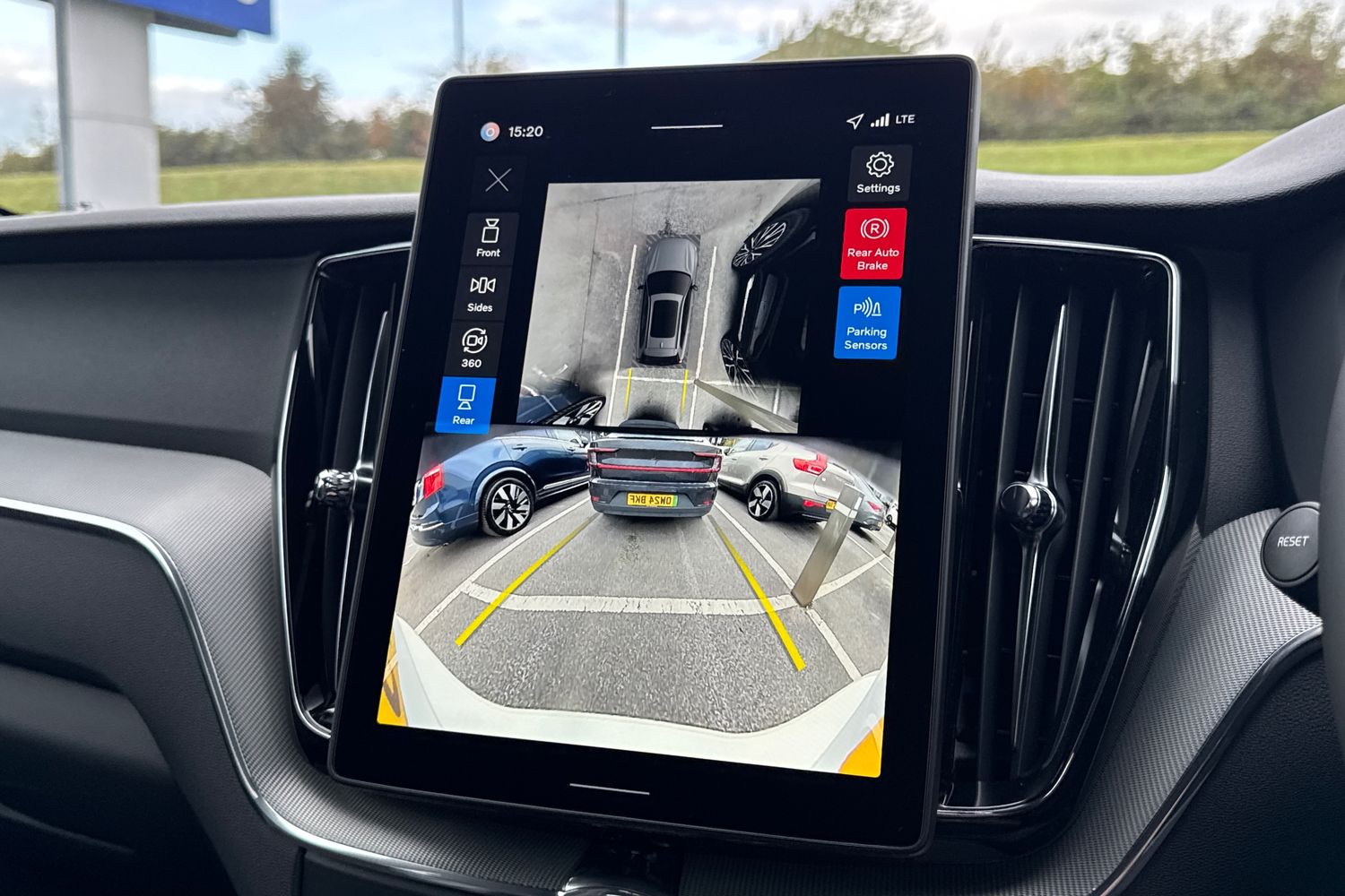 Used Volvo XC60 2025 for sale - 76630161: Photo 15