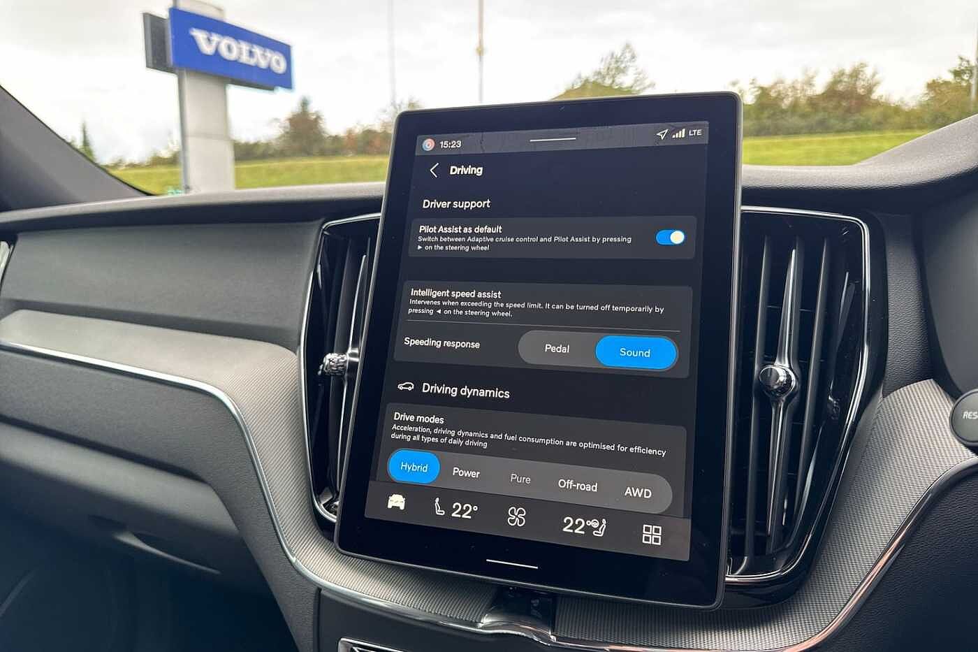 Used Volvo XC60 2025 for sale - 76630161: Photo 26