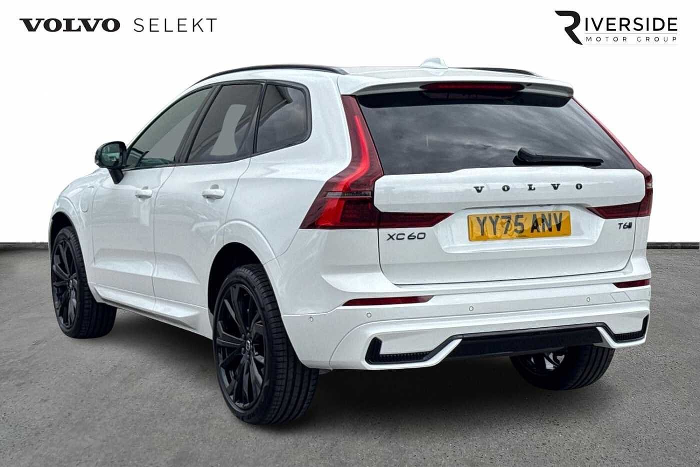 Used Volvo XC60 2025 for sale - 76630161: Photo 3