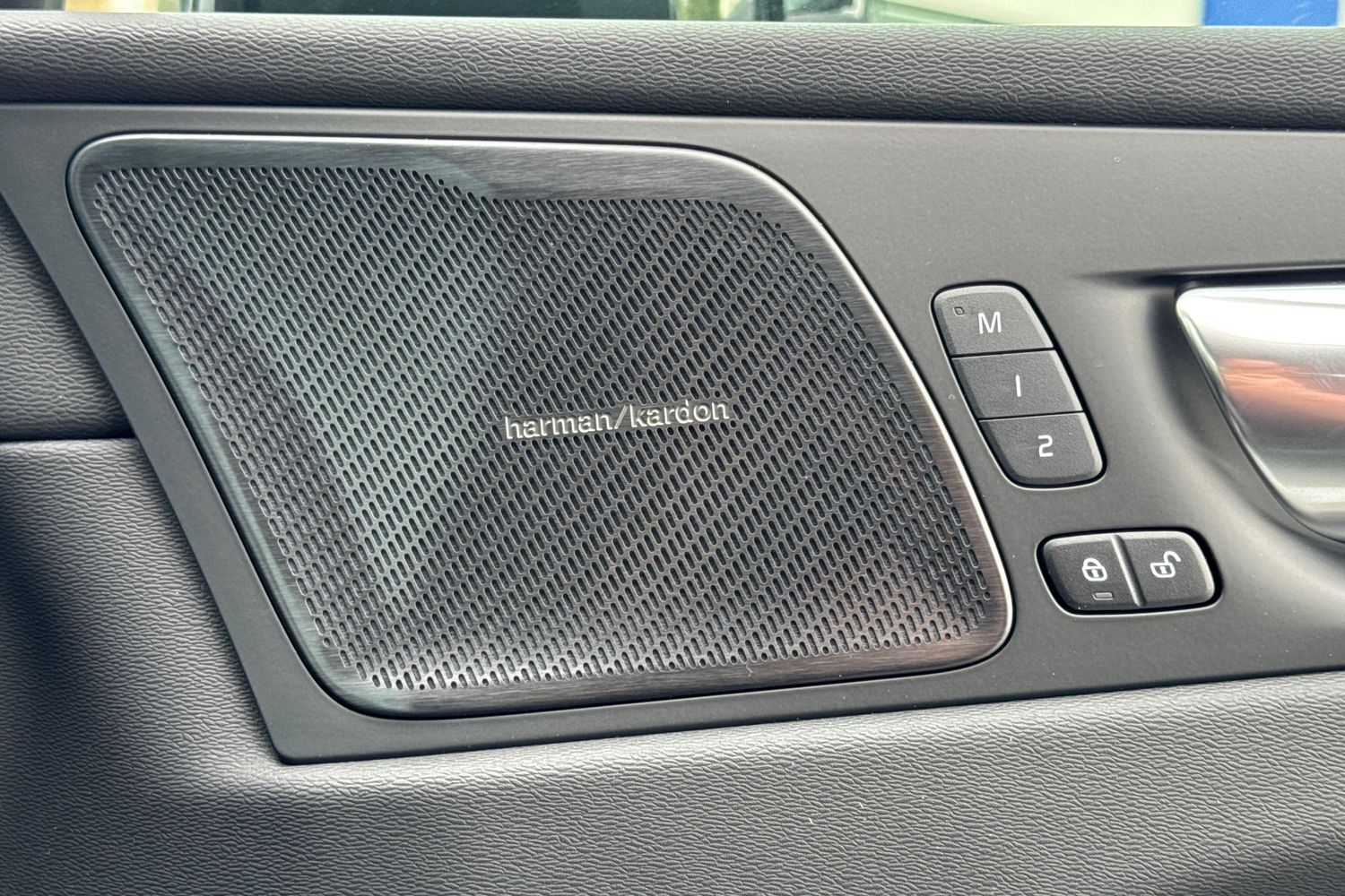 Used Volvo XC60 2025 for sale - 76630161: Photo 30