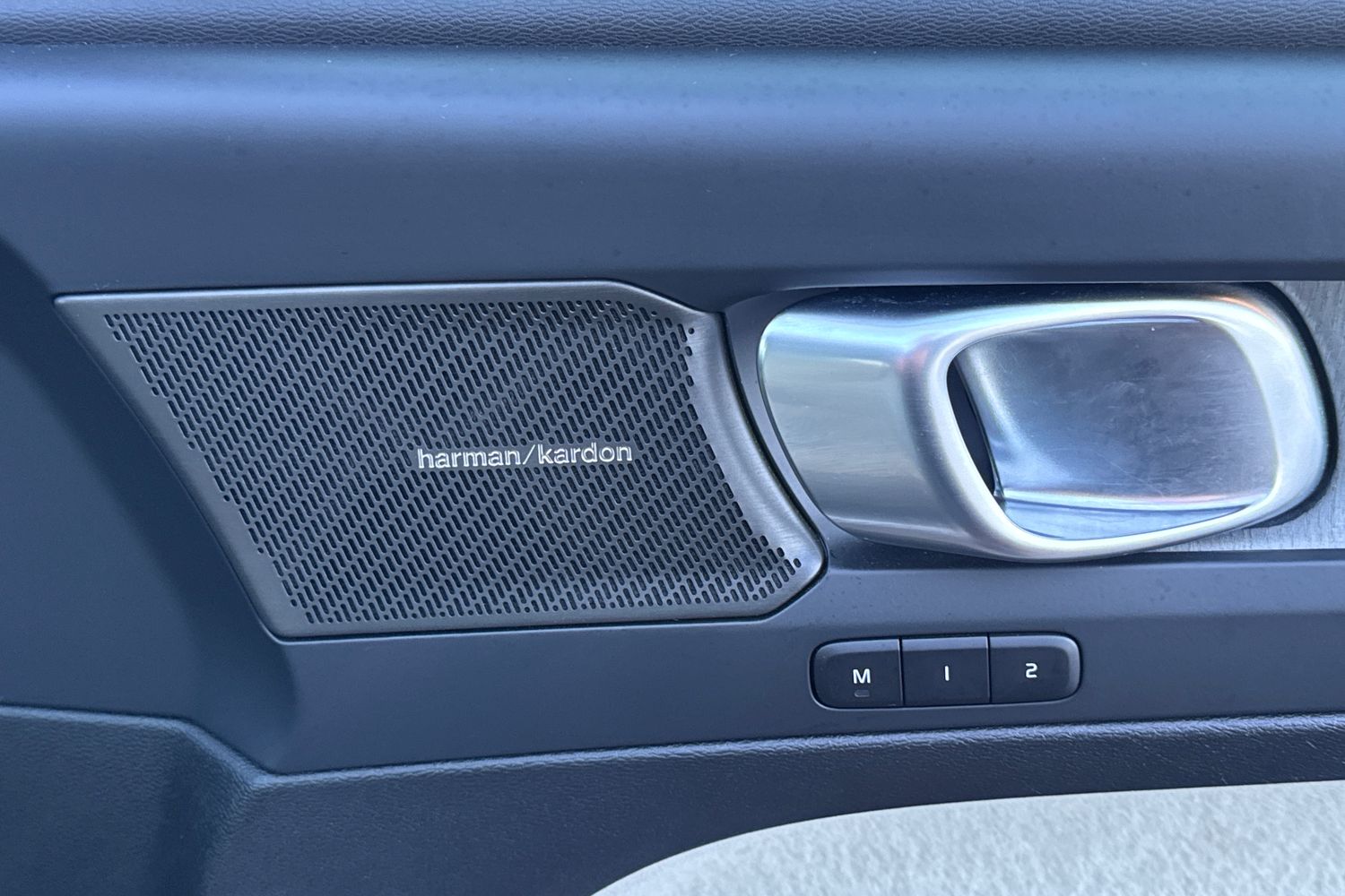 Used Volvo XC40 2025 for sale - 76652355: Photo 35