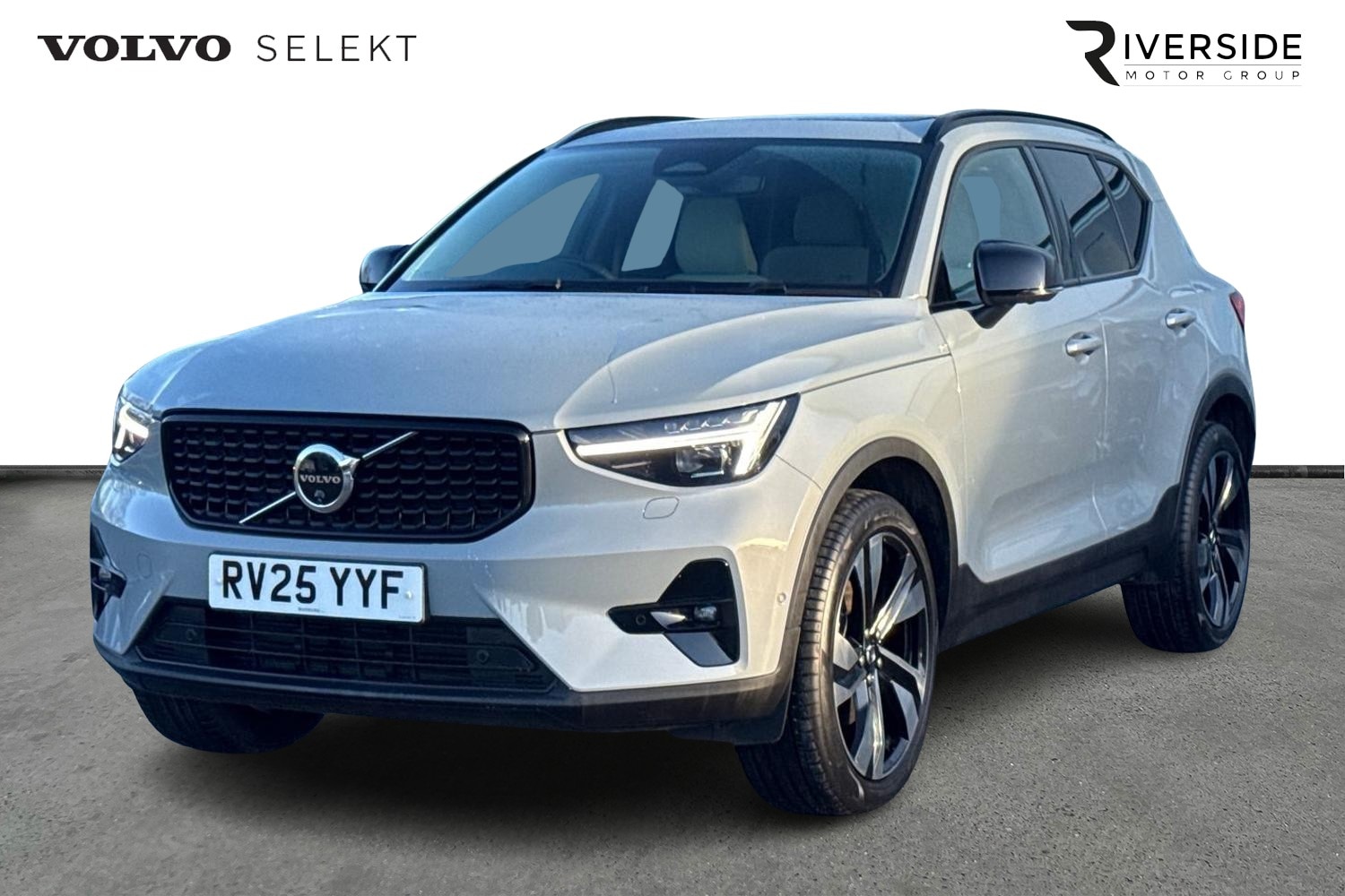 Used Volvo XC40 2025 for sale - 76652355: Photo 9