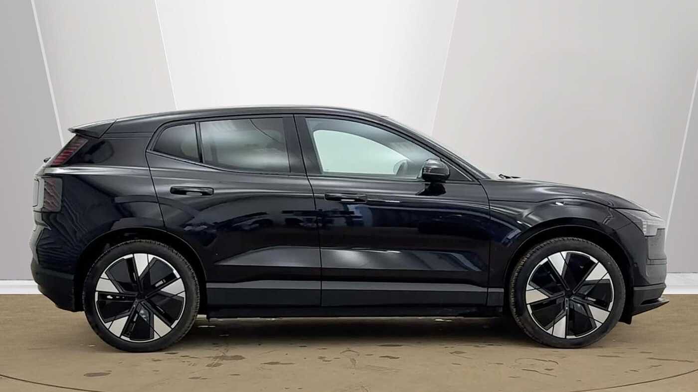 Used Volvo EX30 2025 for sale - 77702723: Photo 2