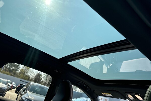 Used Volvo XC60 2023 for sale - 75468010: Photo 35