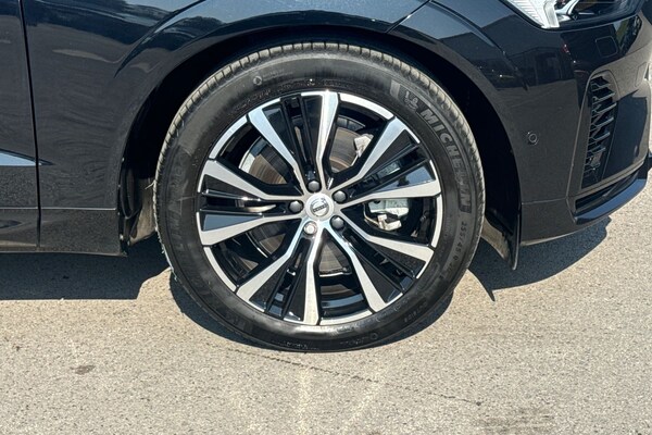 Used Volvo XC60 2023 for sale - 75468010: Photo 5