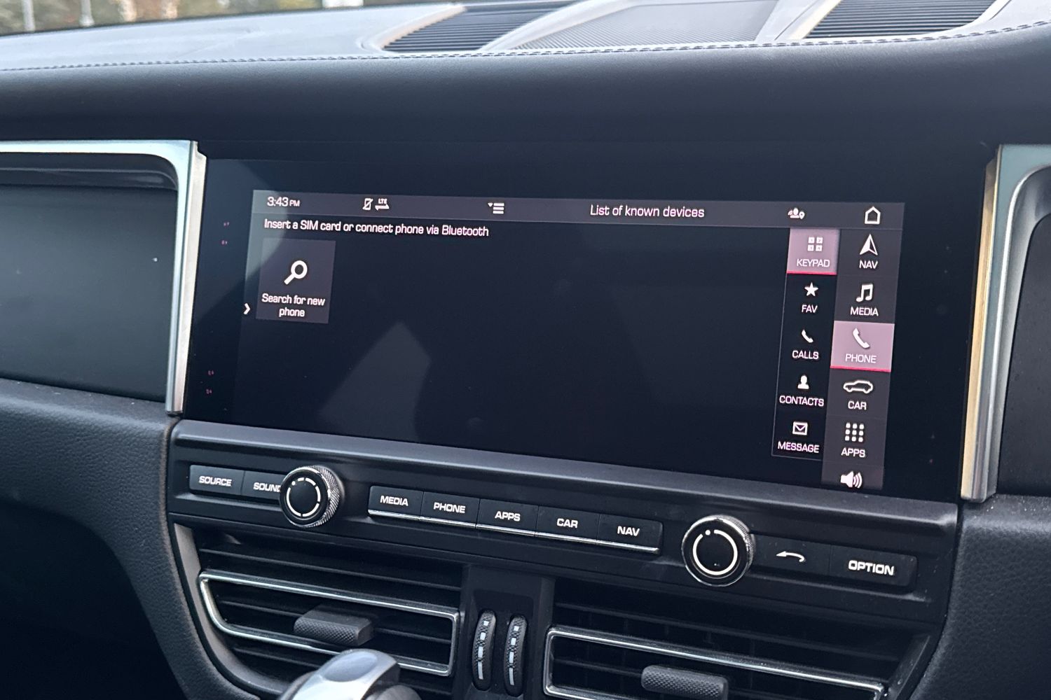 Used Porsche Macan 2021 for sale - 76664542: Photo 23