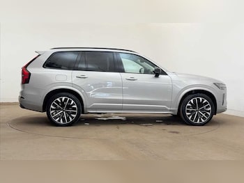 Used Volvo XC90 2025 for sale - 78778904: Photo