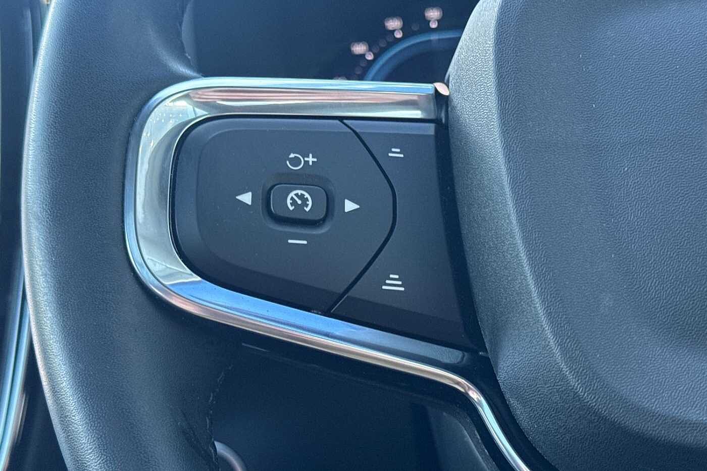 Used Volvo XC40 2022 for sale - 77449785: Photo 11