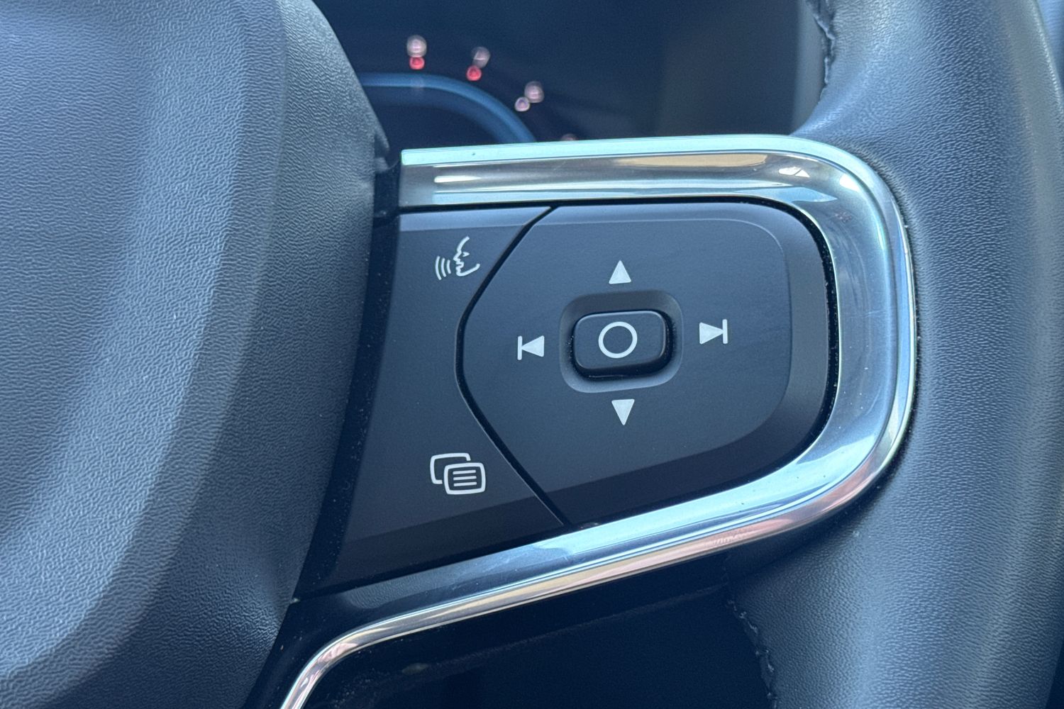 Used Volvo XC40 2022 for sale - 77449785: Photo 12