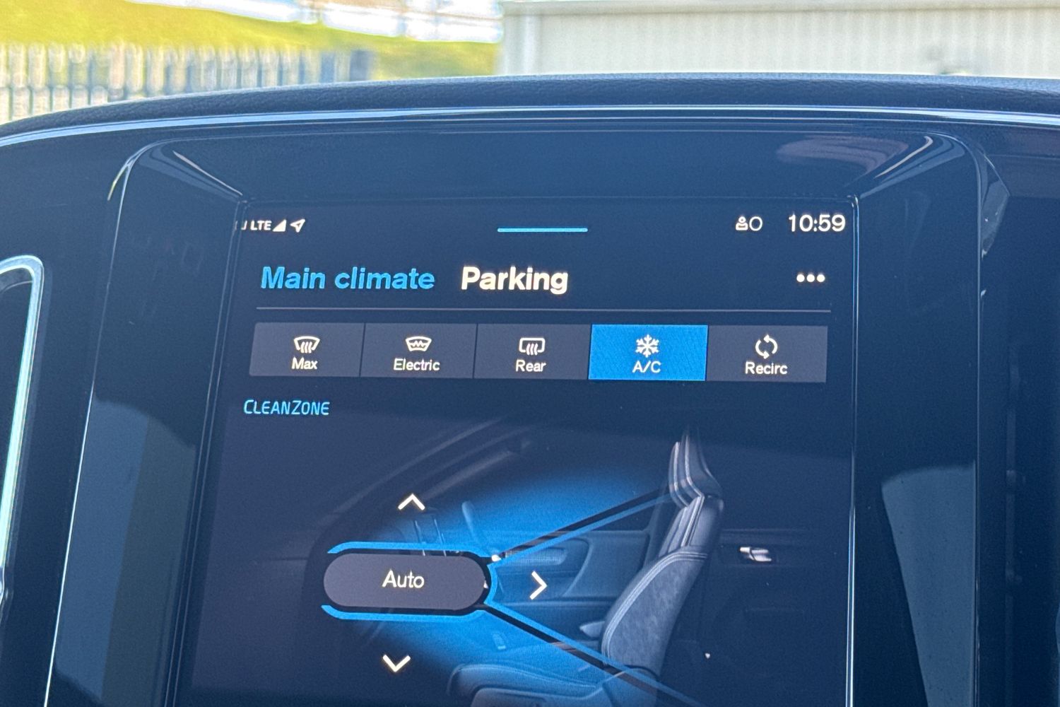 Used Volvo XC40 2022 for sale - 77449785: Photo 25