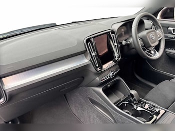 Used Volvo XC40 2025 for sale - 77848113: Photo