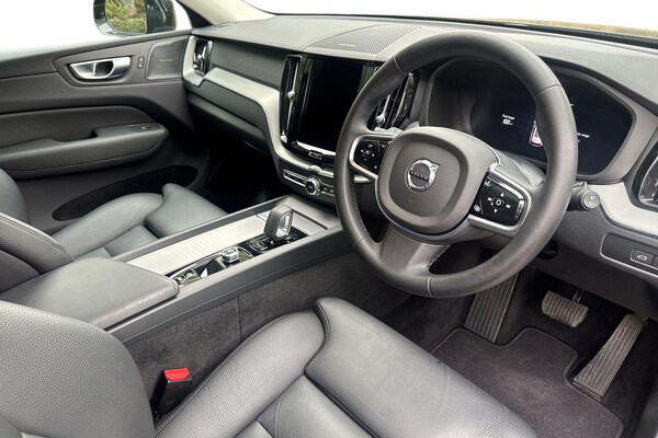 Used Volvo XC60 2024 for sale - 75558682: Photo 10